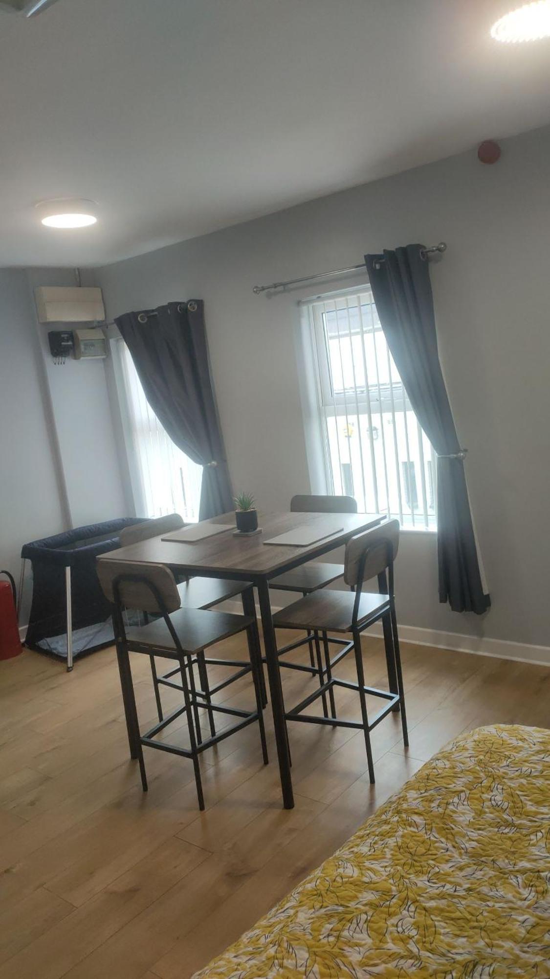 The Oldtown Apartments Кукстаун Екстер'єр фото